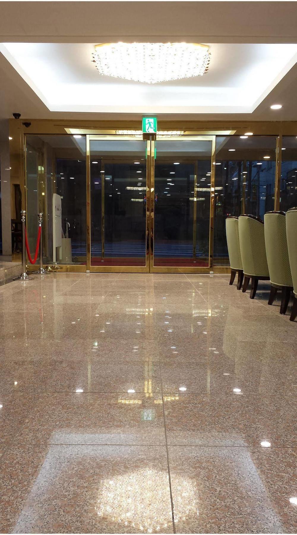 Hotel Osaka Keiko Extérieur photo