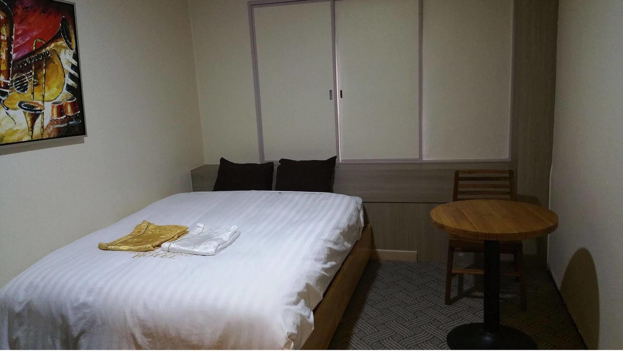 Hotel Osaka Keiko Extérieur photo