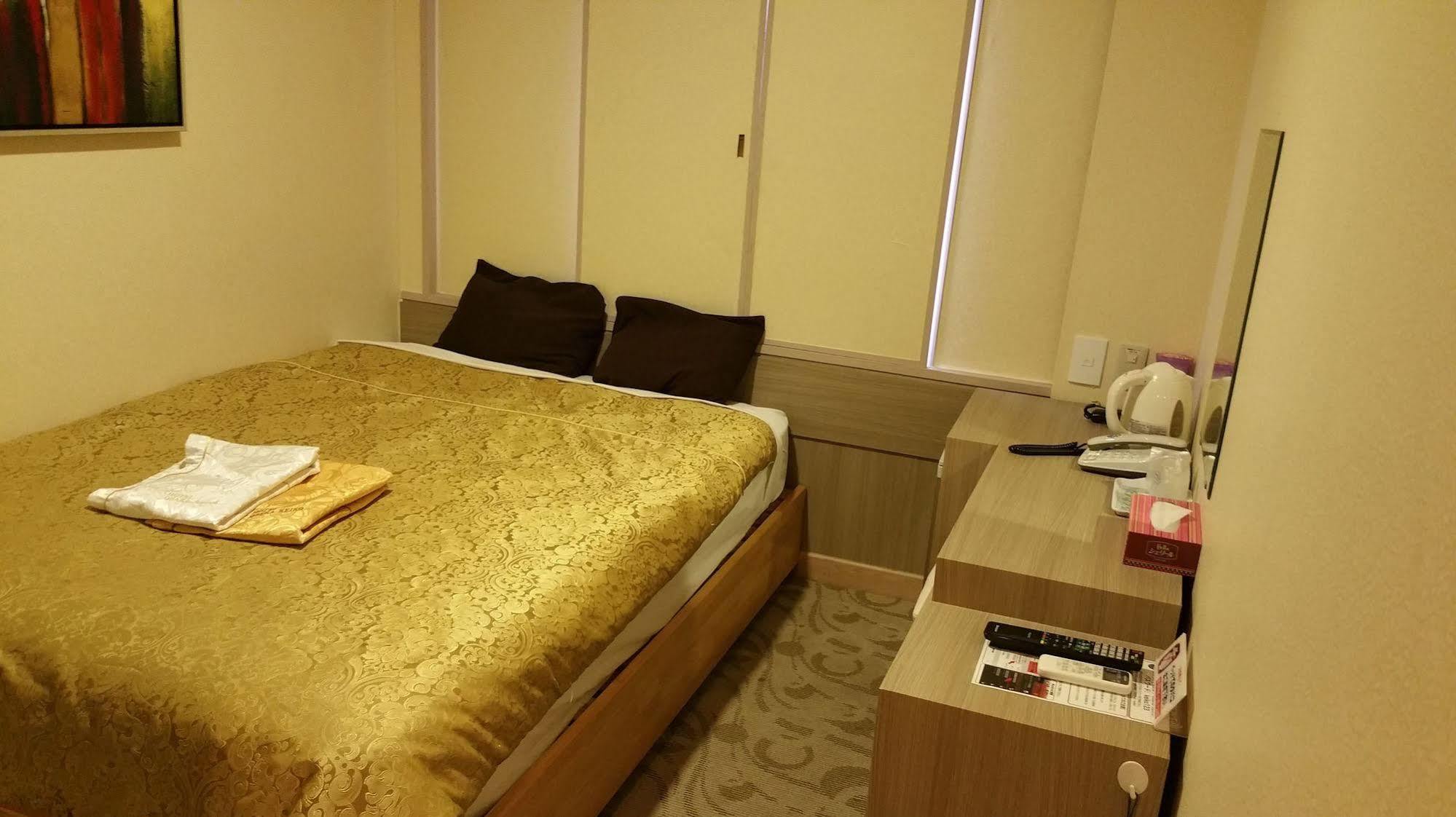 Hotel Osaka Keiko Extérieur photo